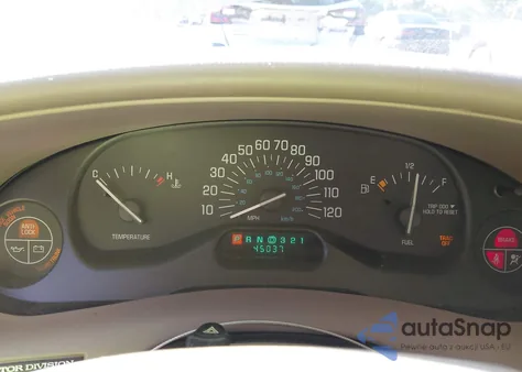 2001 Buick Century Custom from USA, damaged, VIN 2G4WS52J011206234